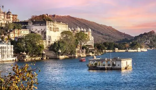 Lake pichola